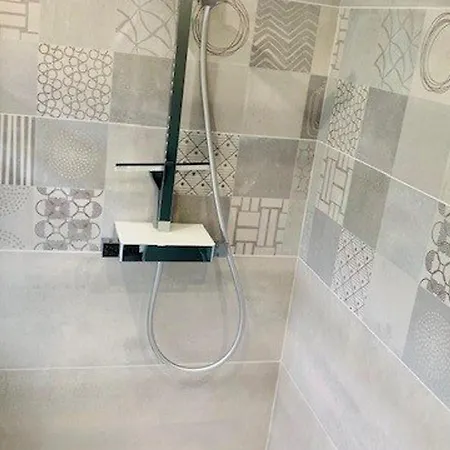 Apartamento F3 Climatise Avec Balcon Ensoleille, Proche Centre Et Thermes - Amelie-les-bains - Fr-1-703-80 Amélie-les-Bains-Palalda