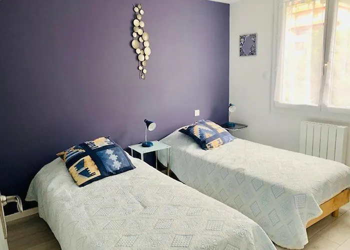 Apartamento F3 Climatise Avec Balcon Ensoleille, Proche Centre Et Thermes - Amelie-les-bains - Fr-1-703-80